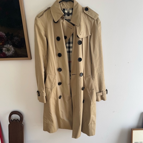 Burberry Tan Trench Coat - Picture 2 of 9